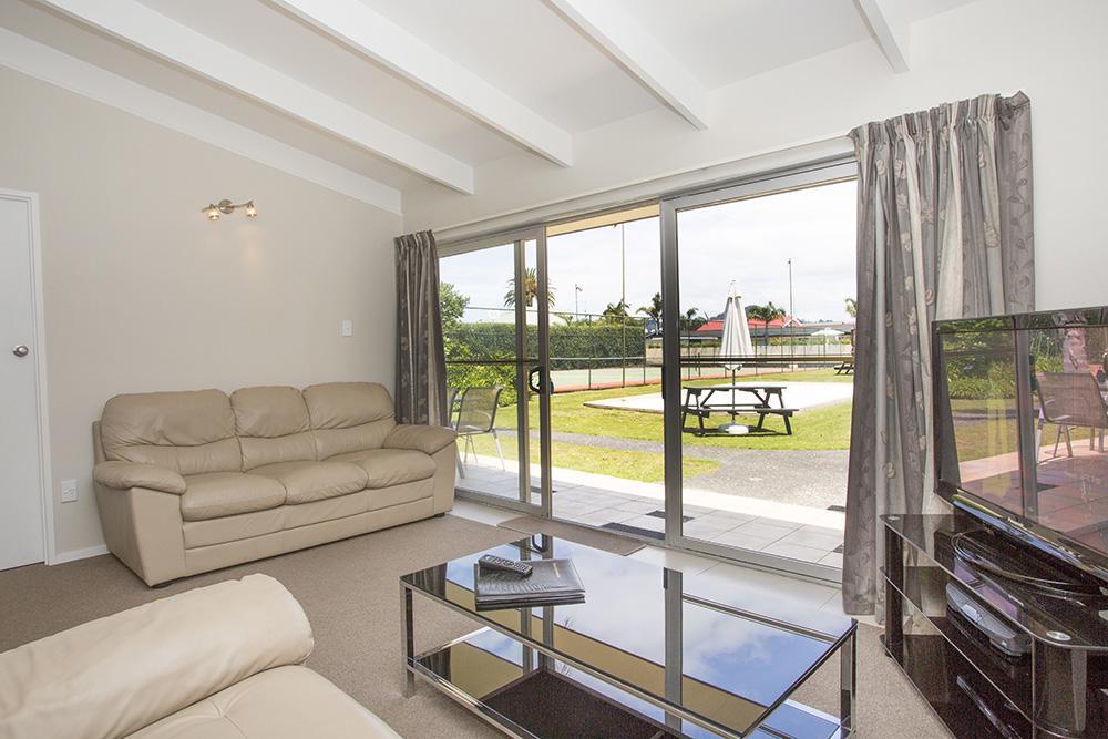 Palm Pacific Resort & Motel Whangamata Esterno foto